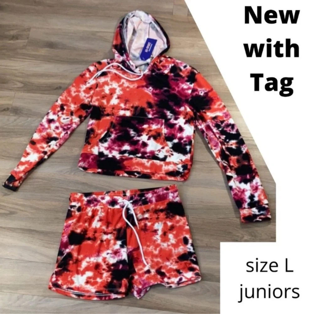 Sale ended - On Sale - New with Tag Shorts in my closet - - Picture 9 of 17